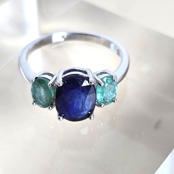 Natural Blue Sapphire & Emerald 925 Sterling Silver Ring - Picture 5 of 8